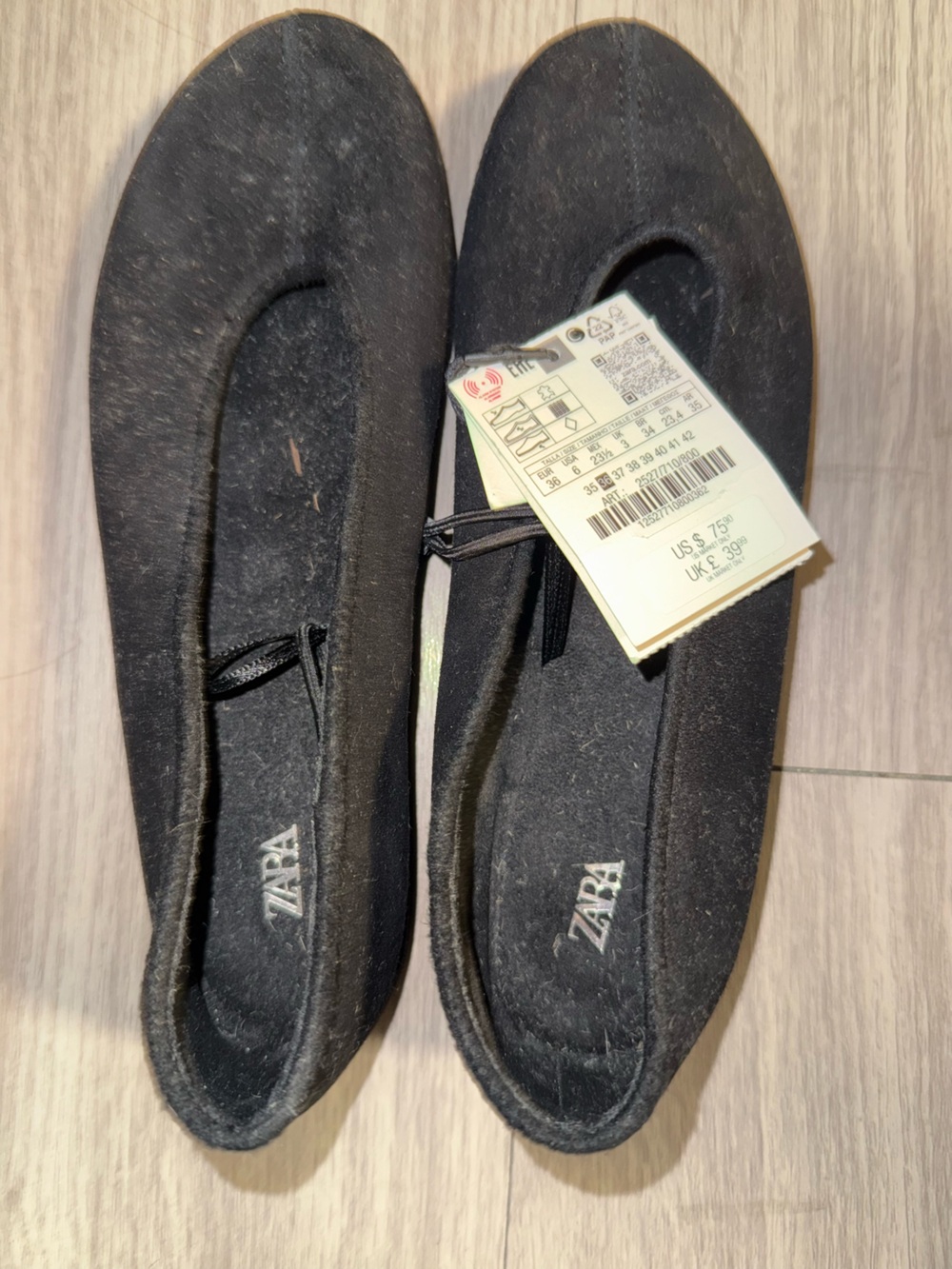 Zara Black Women's Ballet Flats with Subtle Bow